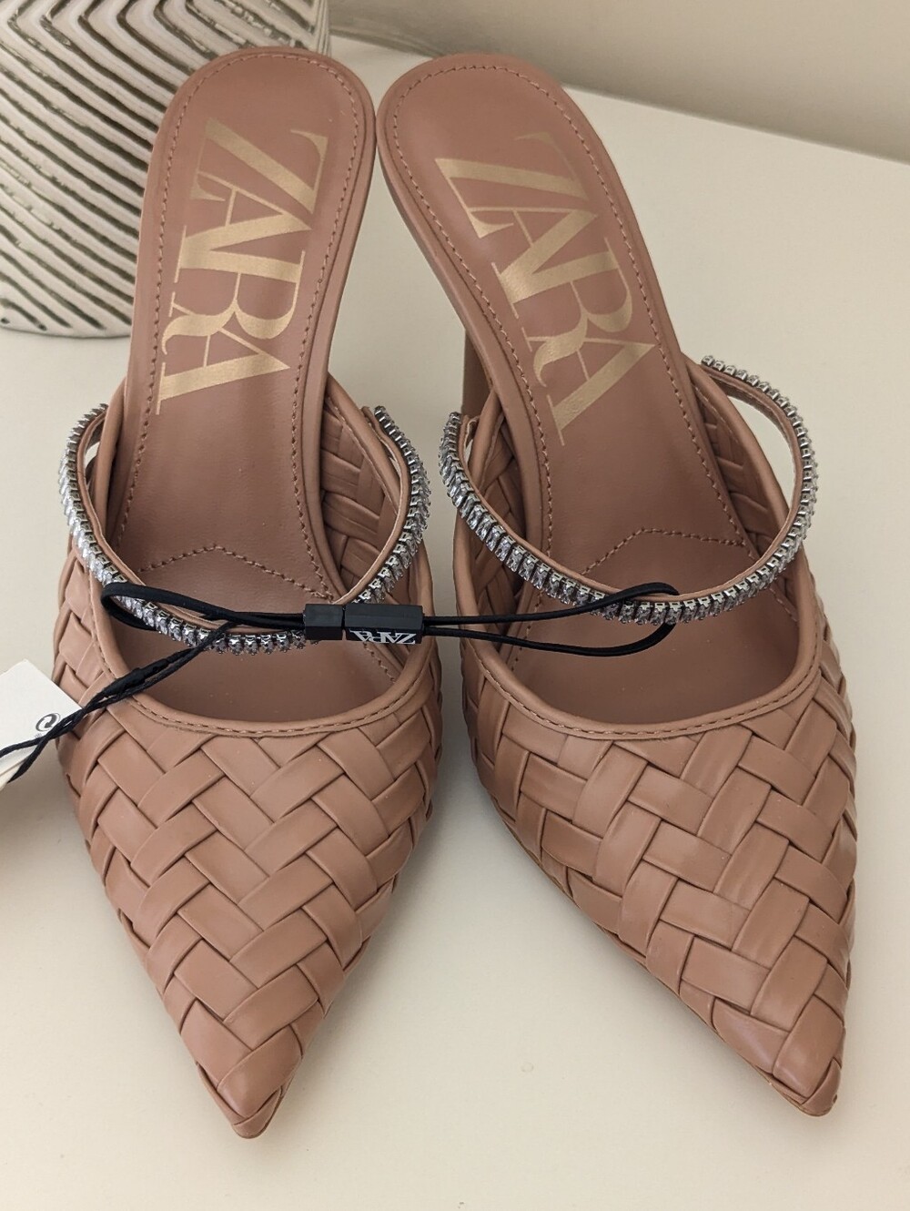 NWT Zara Women's Nude Woven Pointed Heels with Rhinestone Strap